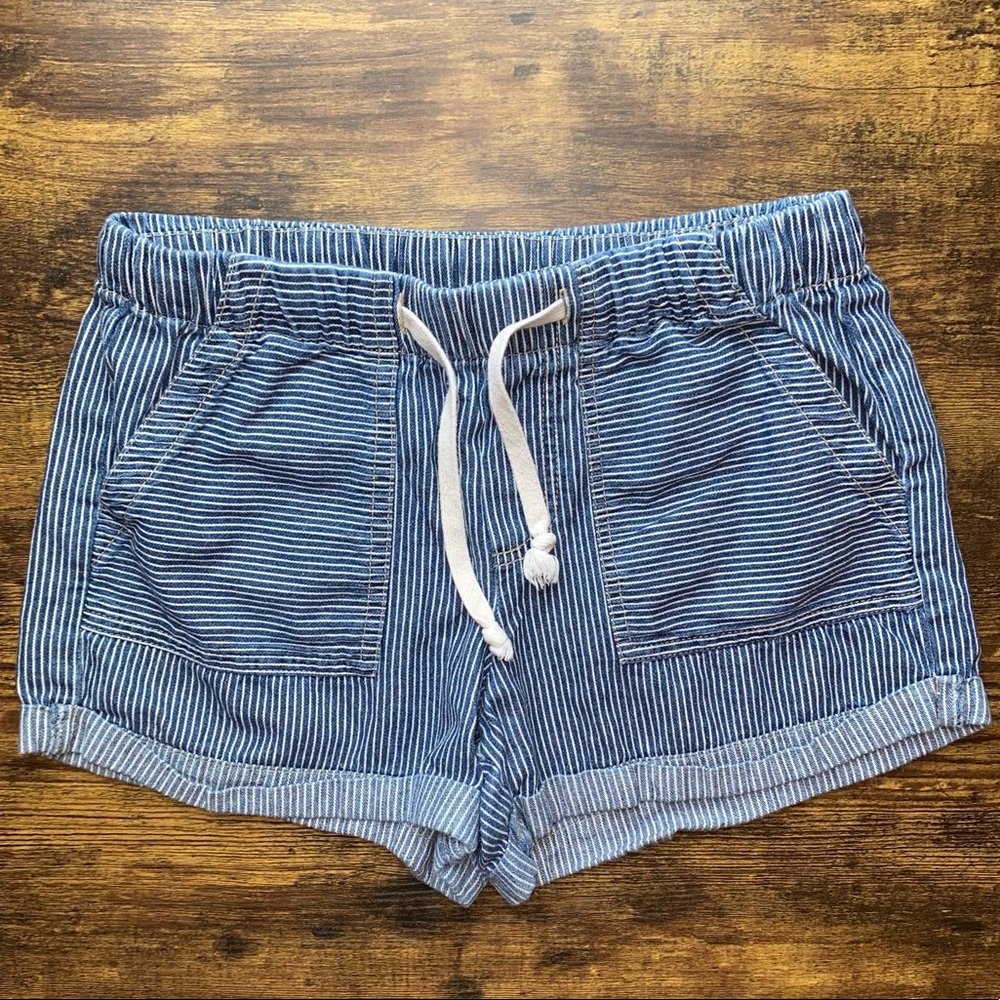 Urban Outfitters Striped Shorts, Small